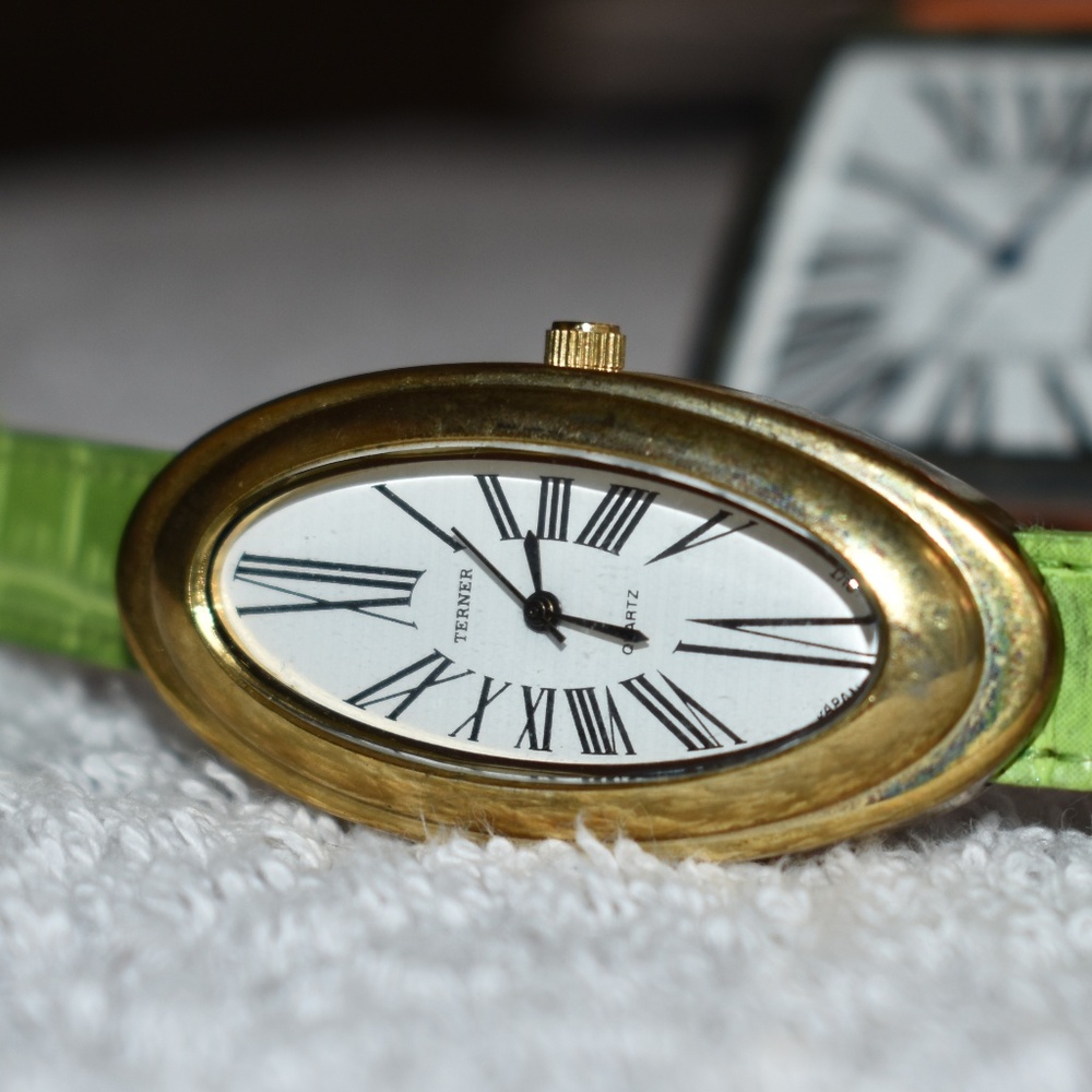 Pair of VTG Bijoux Terner Roman Numeral Watches - Picture 7 of 8